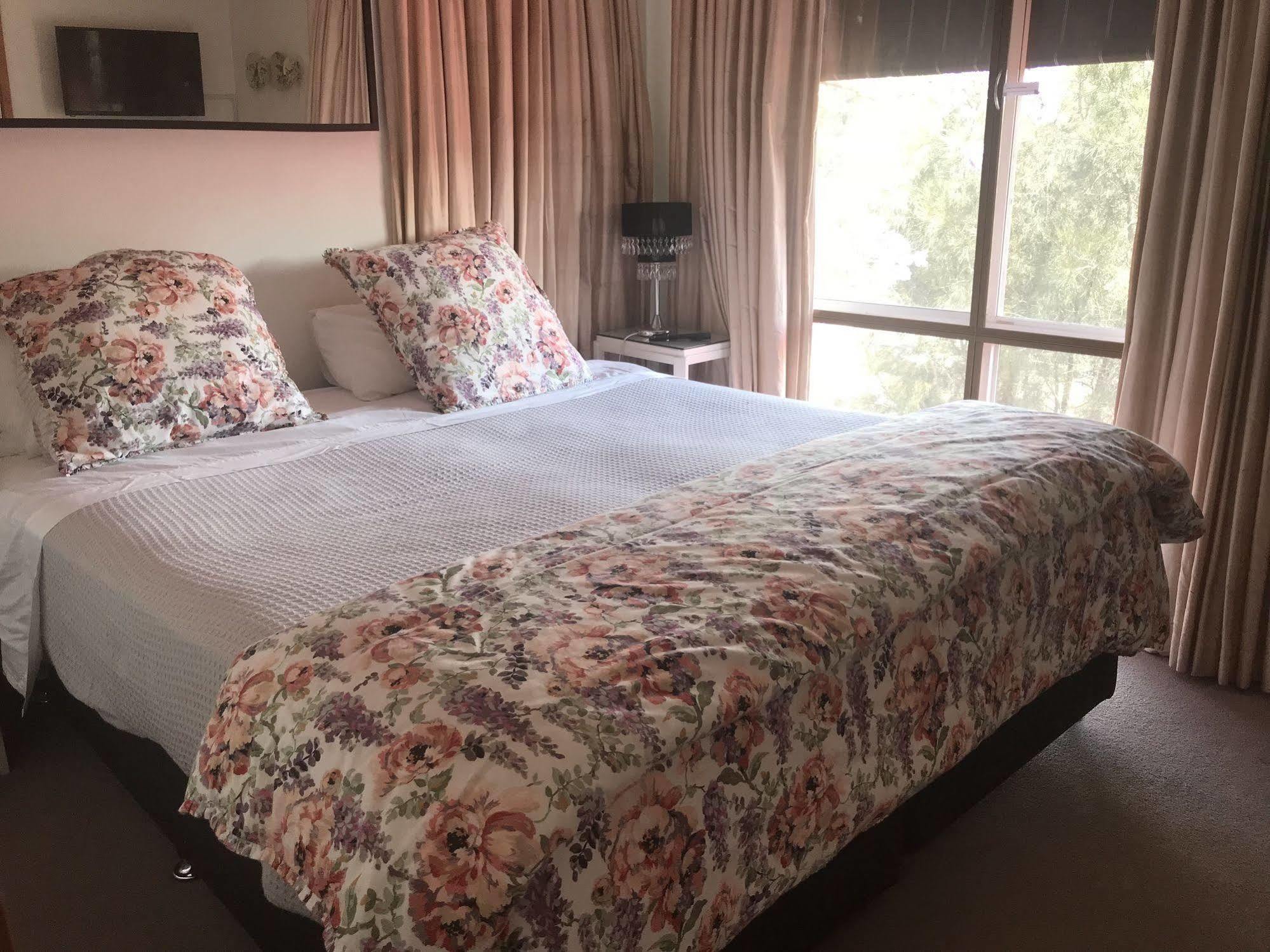 Linley House Bed & Breakfast ซิดนีย์ ภายนอก รูปภาพ